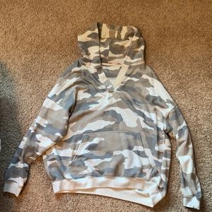 Camo sweatshirt